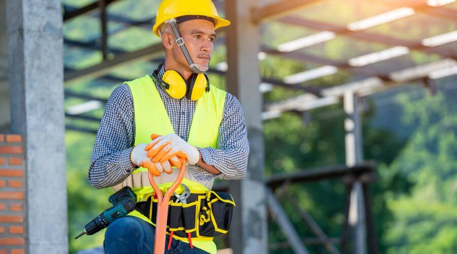 Professional gutter cleaning in Fosters, AL